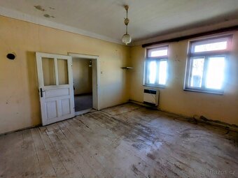 Prodej rodinného domu se zahradou v Uherském Ostrohu - 3