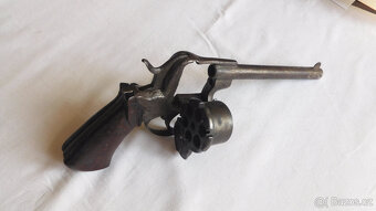 Revolver 38 - 3