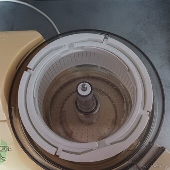 Kuchyňský robot - 3