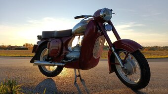 Jawa 250 - 3