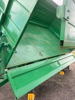 Traktorovy vlek,navěs, přívěs, (sklopení try strany) Belarus - 3