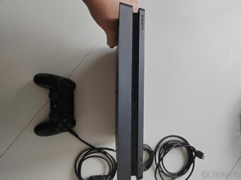 PS 4 slim - 3