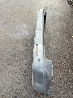 Zadní nárazník VW T5 - 3