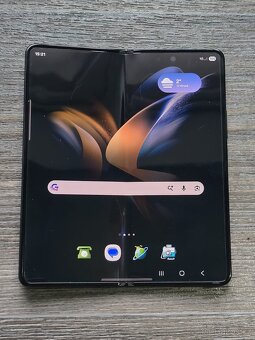 Samsung fold 4 - 3