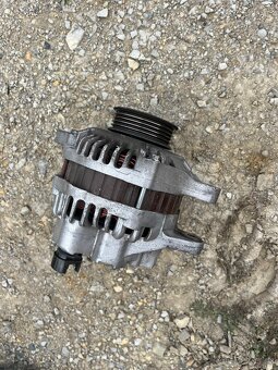 Alternátor Honda Civic 8g - 3