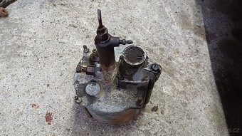 Posilovač brzd Škoda 1203, Tatra 603, Multikar - 3