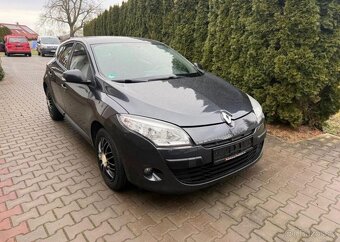 Renault Mégane 1,6i/74kw serviska sada kol benzín - 3