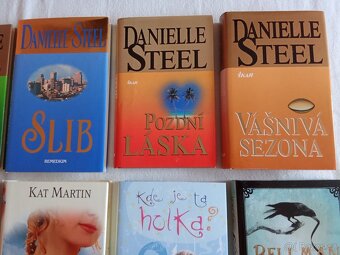 Mix knih pro ženy 2 - 3