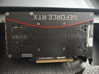 Grafická karta EVGA RTX 3060 Ti XC Gaming - 3