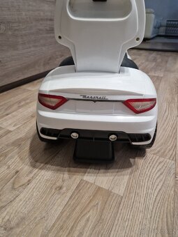 Odražadlo Maserati - 3
