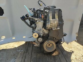 Motor Fiat Punto II 1.2 44kw - 188A4000 - 3