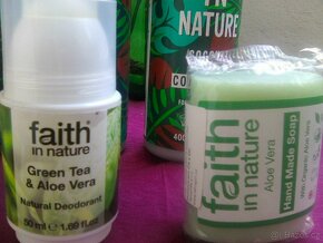 FAITH IN NATURE BRITISH + kosmetická taštička - 3