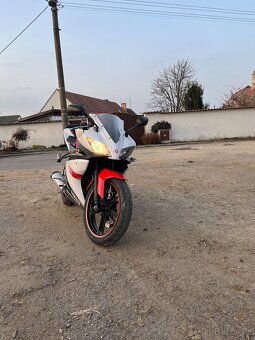 Yamaha-Yzf-r125 - 3