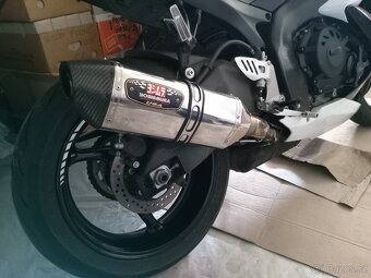 Suzuki GSX-R 750 r.v.2013 - 3