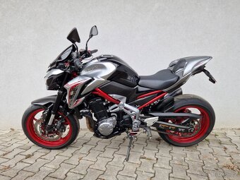 Kawasaki Z900 - top stav - 3