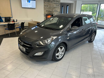 Hyundai i30 r.v. 2015, 1,6CRDi 81Kw klima - 3