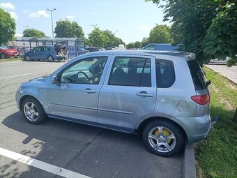 Mazda 2 1,4 59kw - 3