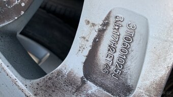 Prodám alu kola R17 Škoda - 3