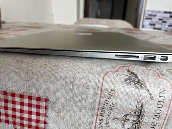 Macbook - 3