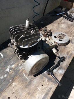 Motor čz 80. Motor pro motokolo čz 80. - 3