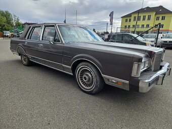 LUNCOLN TOWN CAR 5.0L ROK 1984 - 3