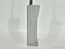 Mobilní telefony pro sběratele - rarity - MOTOROLA DYNATAC 2 - 3