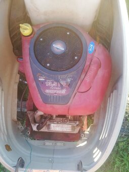 Zahradní traktor-sekačka - 3