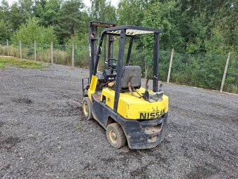 Prodám vysokozdvižný vozík Nisan - 3