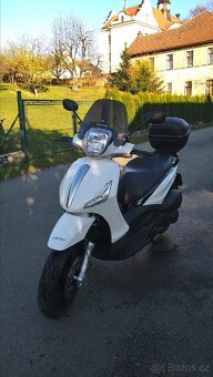 Piaggio Beverly 125 , původ ČR, najeto pouze 10 tisíc - 3