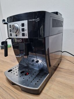 Kávovar Delonghi Magnefica S - 3