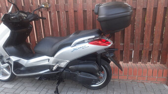 Yamaha X-Max 125 - 3