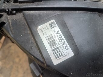 Přední světlo Volvo xc90 - 3