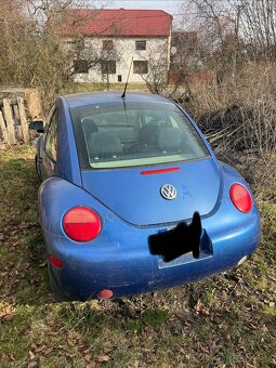 Volkswagen New Beetle 2.0 benzín - 3