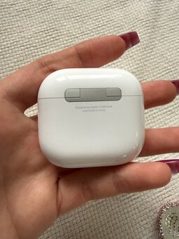 Apple airpods 4 ANC - 3
