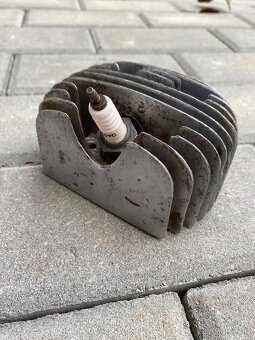 Hlava válce Jawa Pionýr - 3