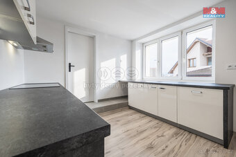 Prodej bytu 3+kk, 98 m², Sedlčany, ul. Nademlýnská - 3