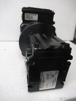 SEW-NOVÁ elektropřevodovka 400V.0,12kw-23ot.min. - 3