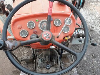 Massey Fergusson 152 s čelním nakladačem - 3