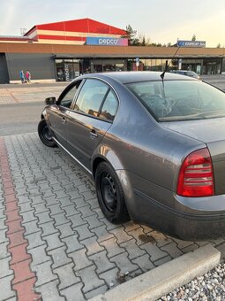 Škoda Superb 1 - 3