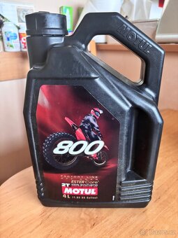 Motul 800 2T off-road olej - 3