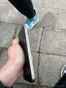 iPhone 15 pro - 3