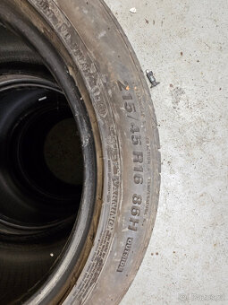Letní pneu 215/45 R16 86H Kumho Ecsta HS51 - 3