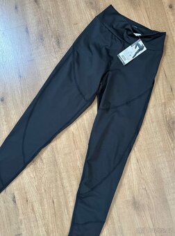 Nové kompresní legíny Calzedonia M - 3
