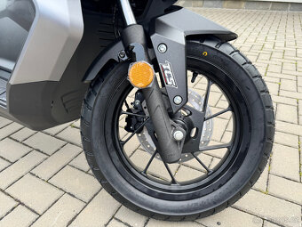 Voge SR1 125i ADV - 3