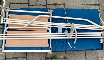 Zdravotní elektrická polohovací postel LINAK - 3