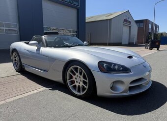 Dodge Viper SRT-10 - 3