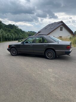 Mercedes w124 - 3