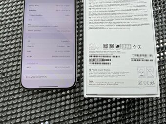 Apple iPhone 16 Pro Max - 3
