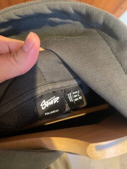 Pánská černá mikina Pull&Bear - velikost L - 3