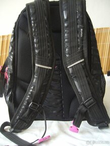 Prodám 2 studentské batohy - 3